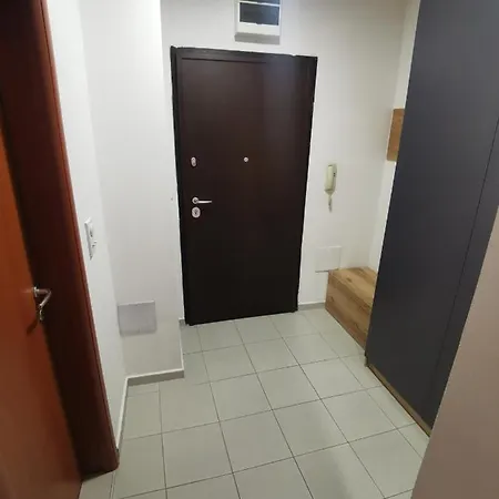 דירה Modern סקופיה