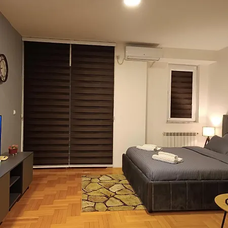 Apartment Modern *